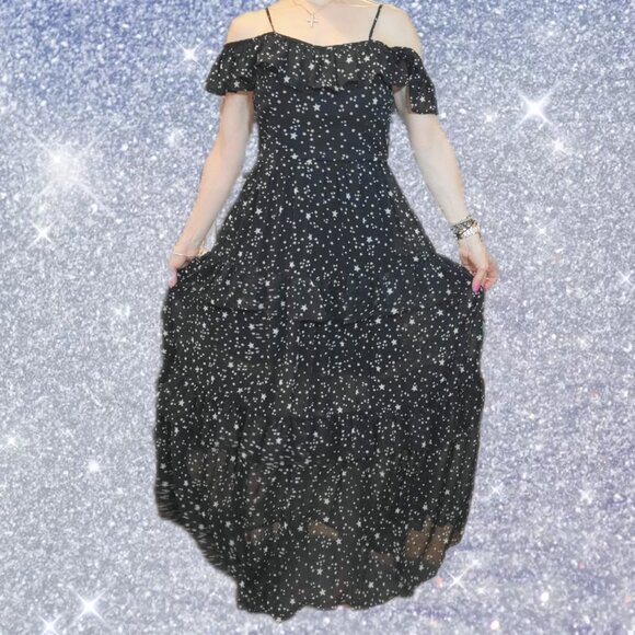 🖤Black Ruffle Maxi Off the Shoulder Dress with White Stars Pattern🖤 - Picture 3 of 8